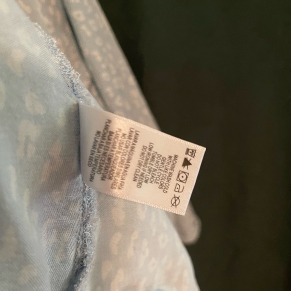 Sleeveless blouse - Picture 5 of 6